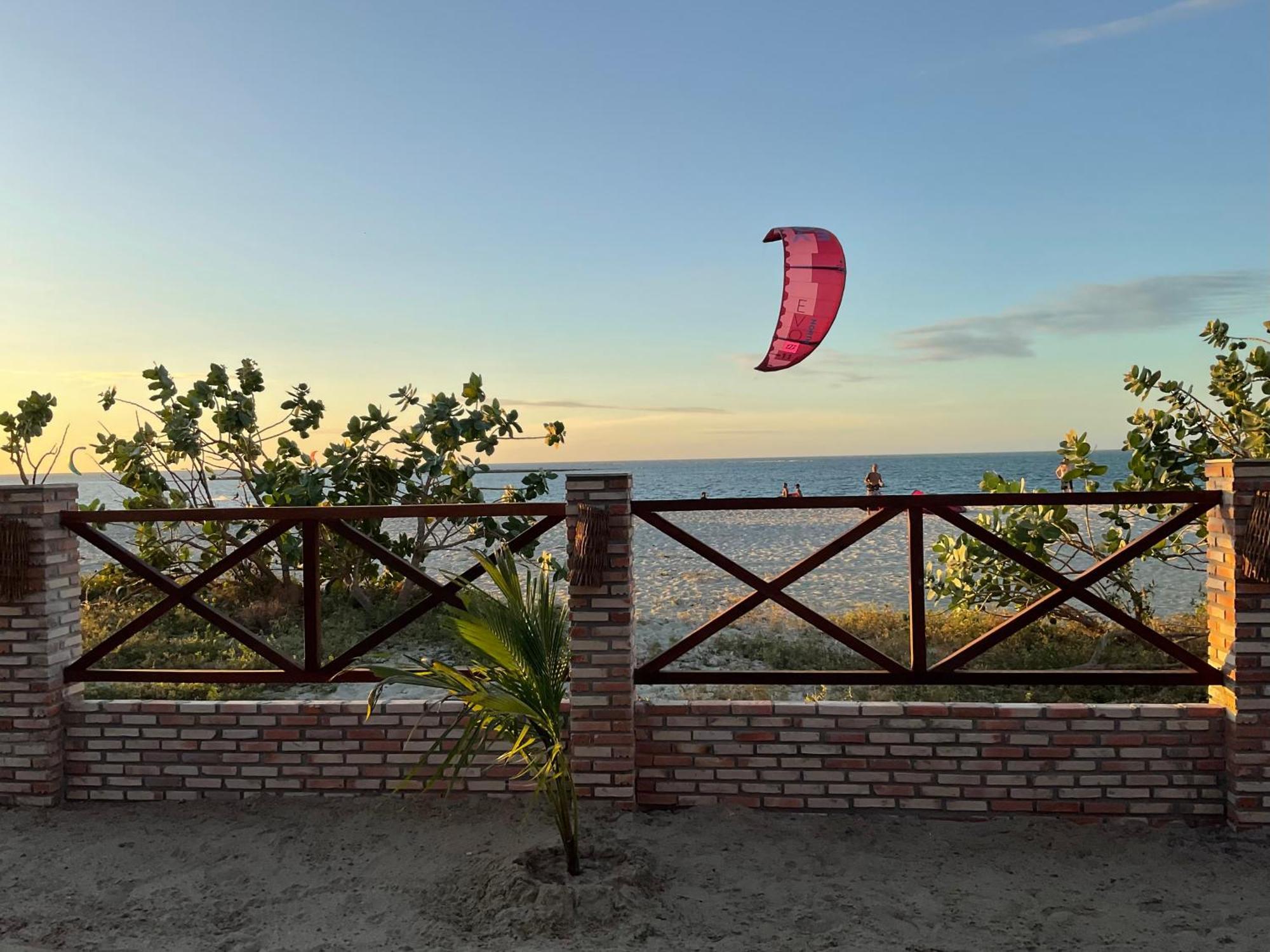 Beach House - Suite 2 - Na Praia -Beachfront Barra Grande  Exterior photo